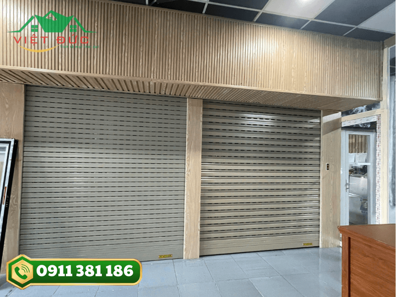 Cửa cuốn công nghệ Đức khe thoáng - Việt Đức