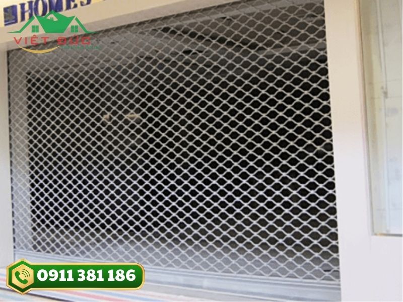 Cửa cuốn mắc võng