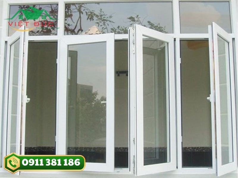 Cửa nhôm kính màu trắng