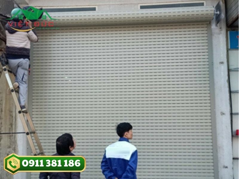 Đội ngũ lắp đặt - Việt Đức