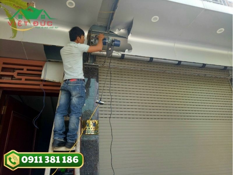 Bảo trì và sửa chữa cửa cuốn