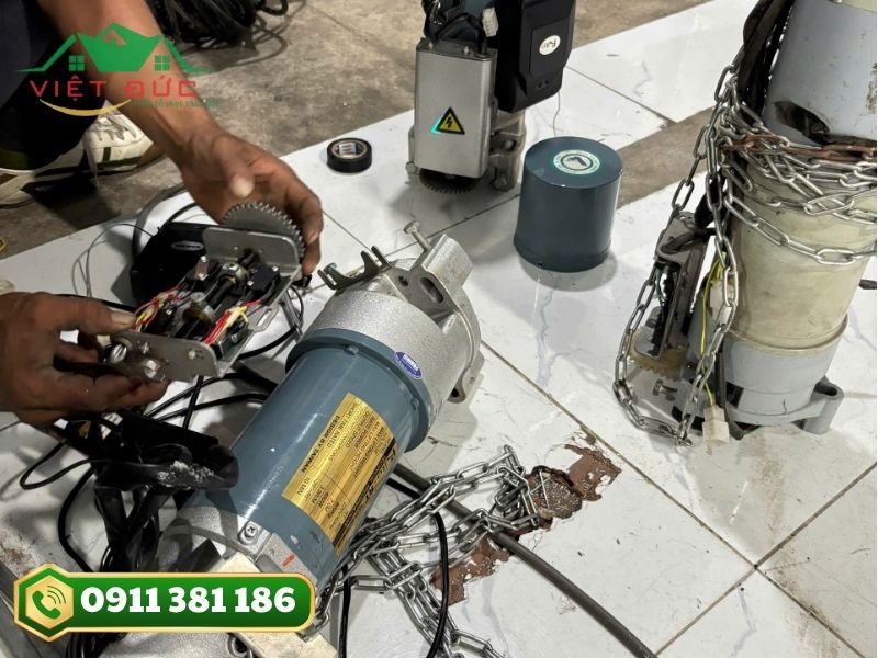 Sửa motor cửa cuốn