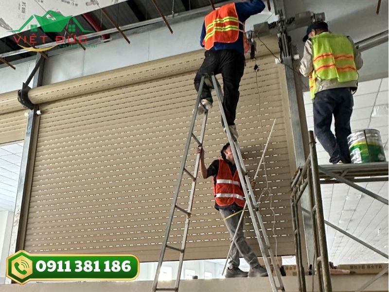 Lắp đặt cửa cuốn